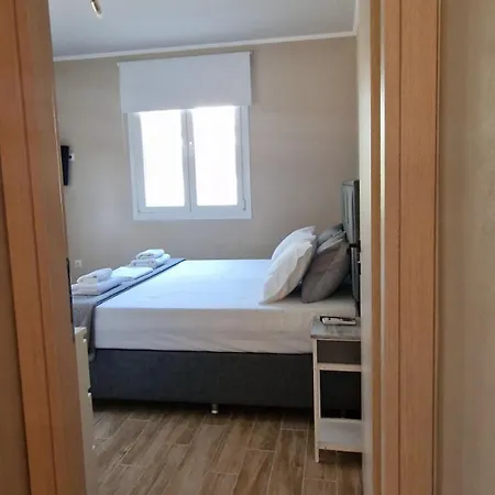 Efi House Apartment